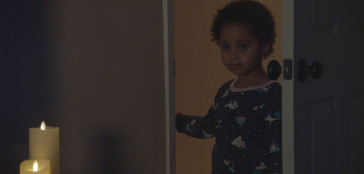 Aubrey Paints Faces-Still 780×360