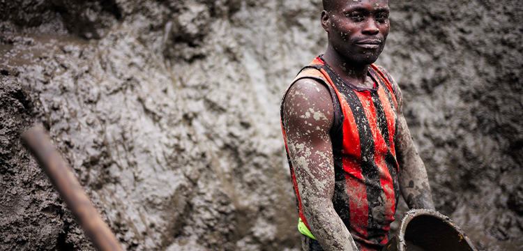 Of Mud and Dirt 780x360_